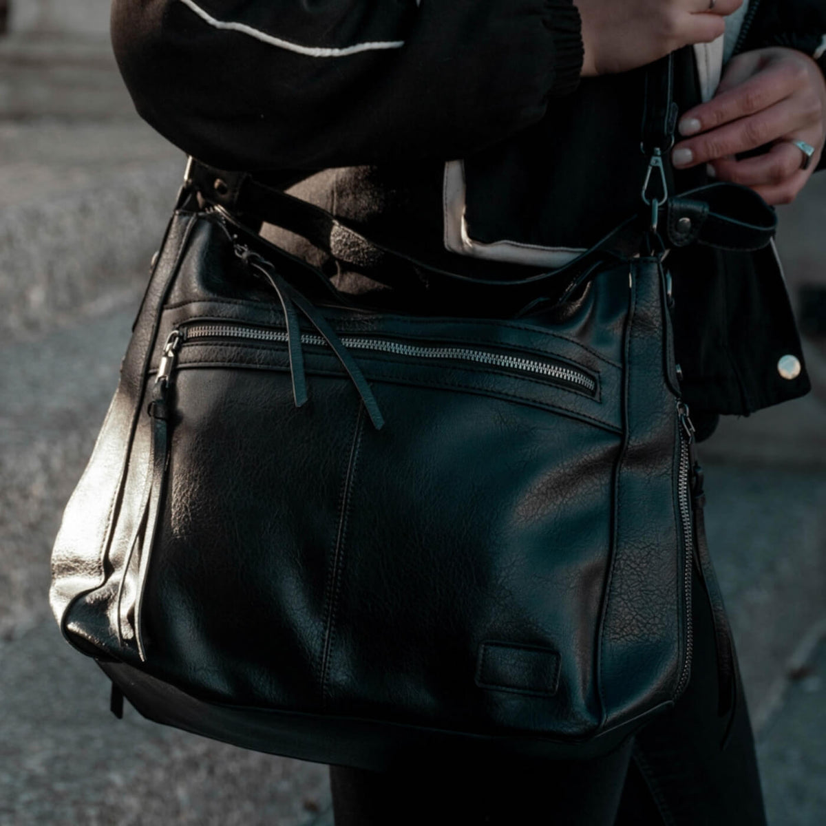 Le Zip Carry de Serena | Sac à bandoulière