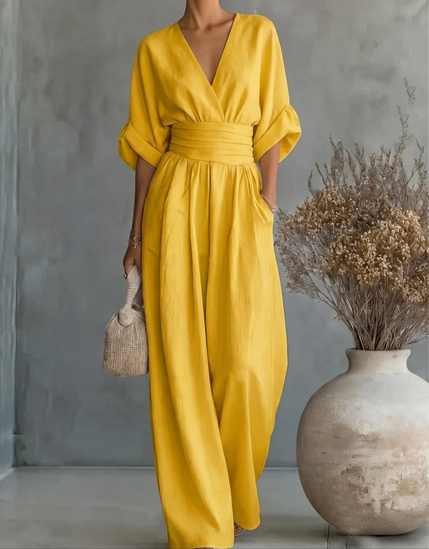 Elisa | Tuta elegante con tagli fluidi