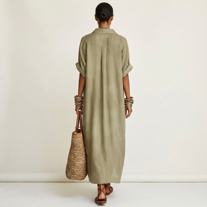 Kamira | Robe chemise maxi à col contrasté et boutons sur le devant, manches courtes